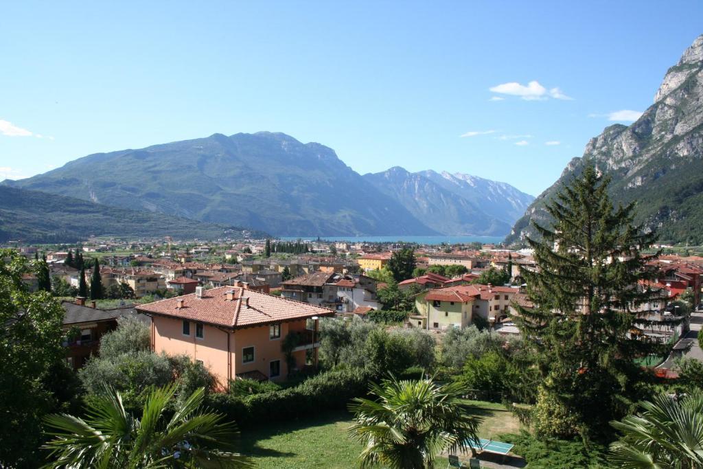 Albergo Garni Villa Moretti Riva del Garda Dış mekan fotoğraf